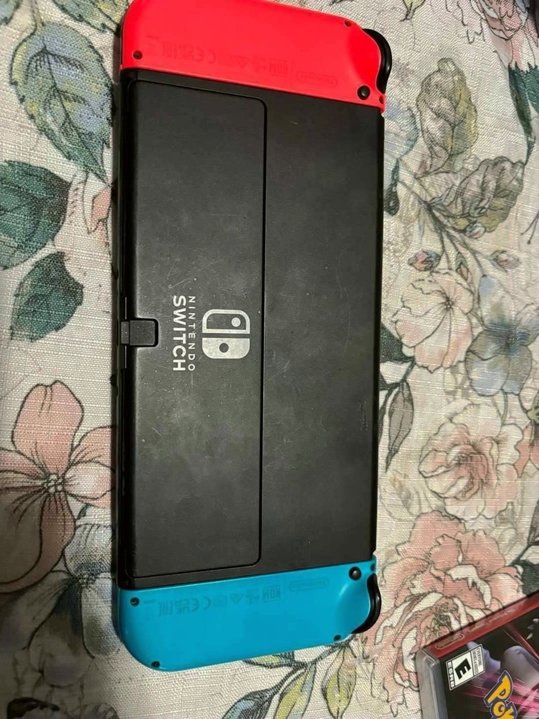 Nintendo Switch OLED 6G17 Pokémon Game Bundle Used image 3