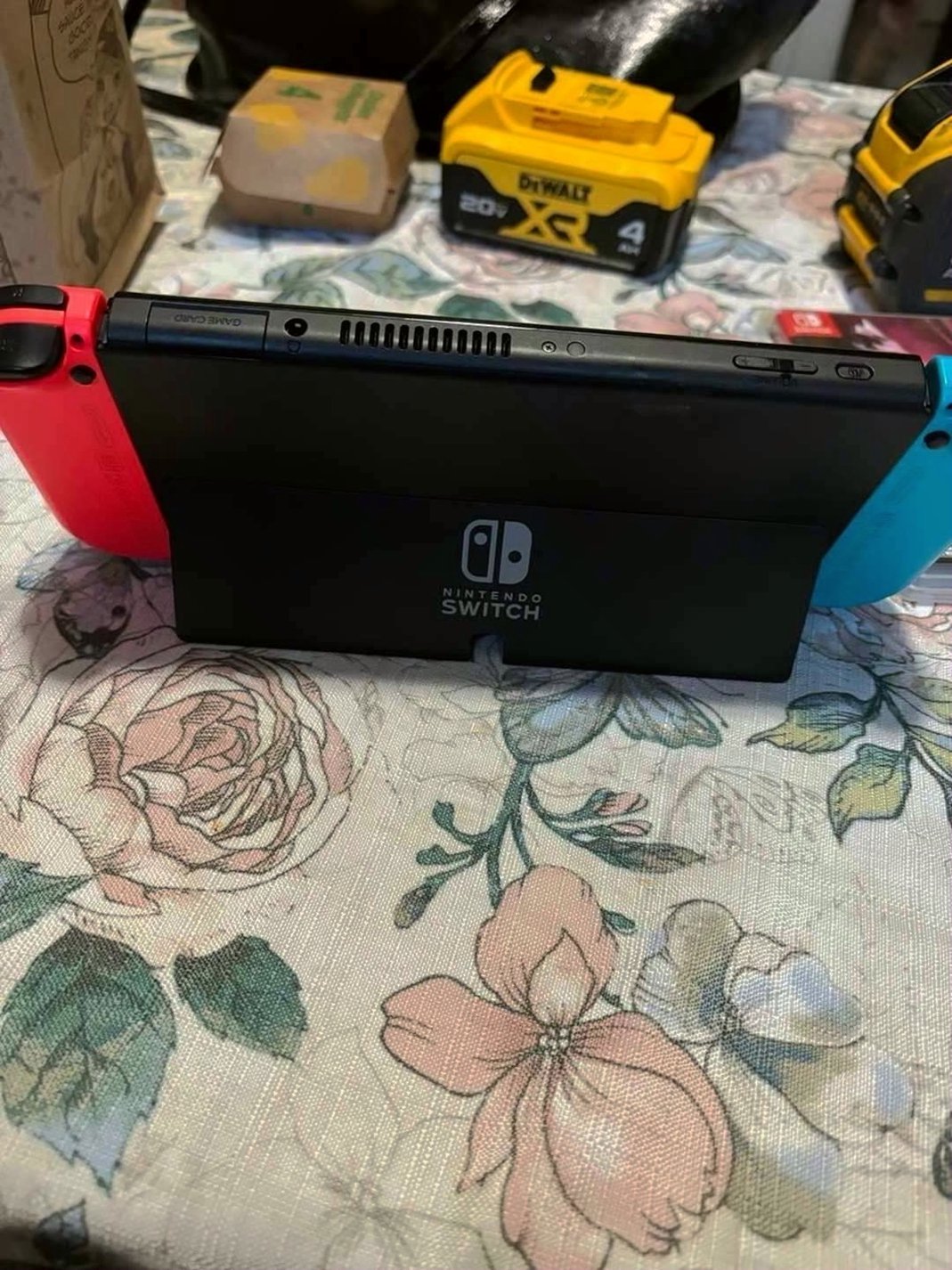 Nintendo Switch OLED 6G17 Pokémon Game Bundle Used image 5
