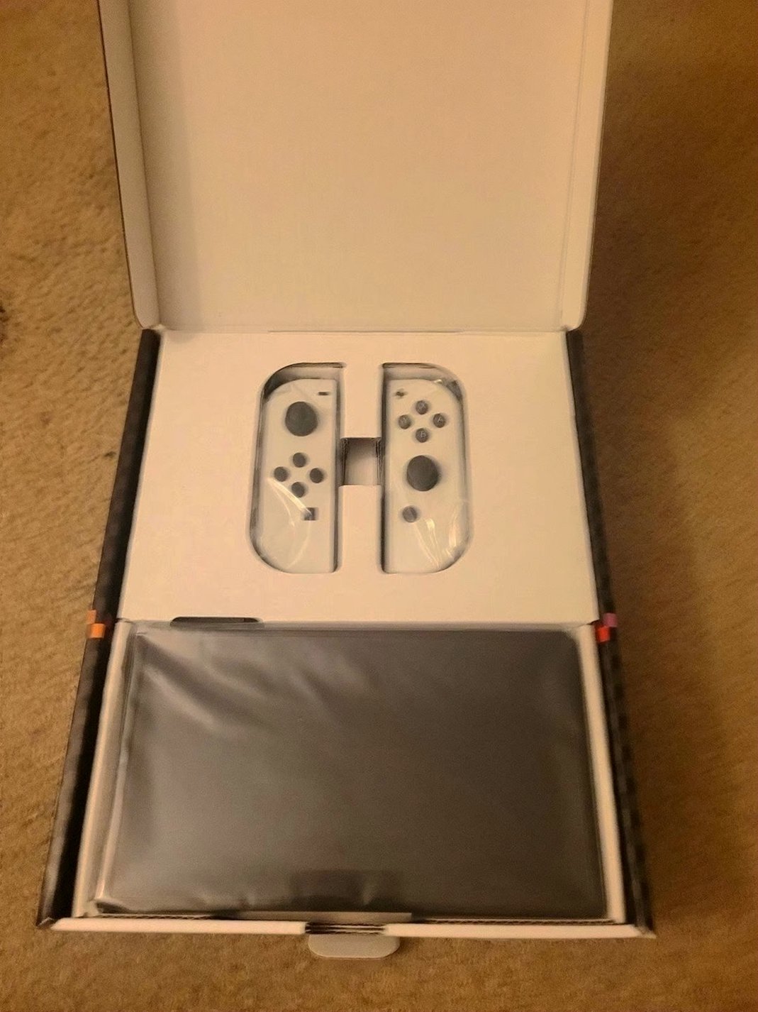 Nintendo Switch OLED Mario Kart Edition Unlocked - Used image 4