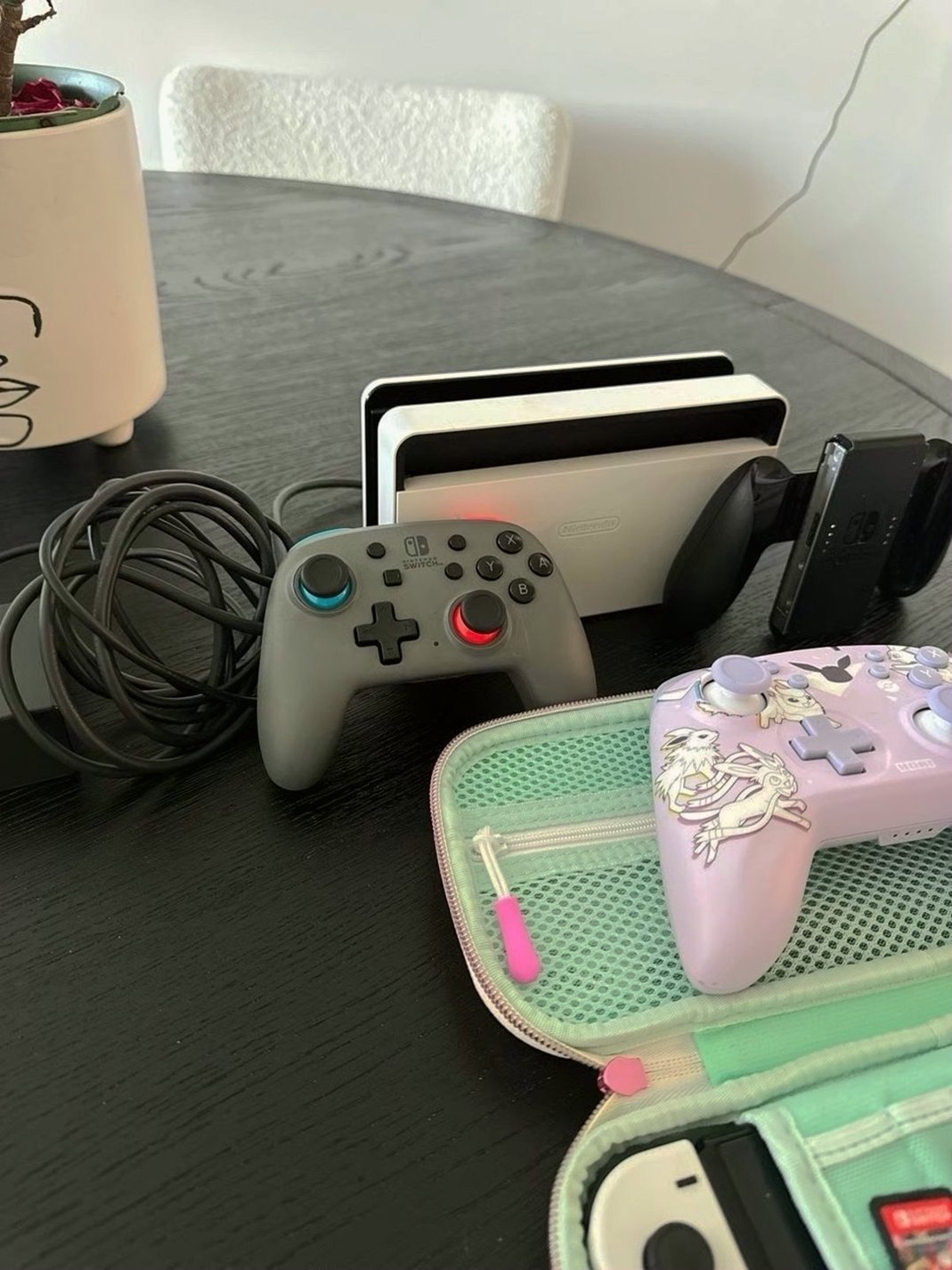 Nintendo Switch OLED Bundle 1P77 - Used image 4