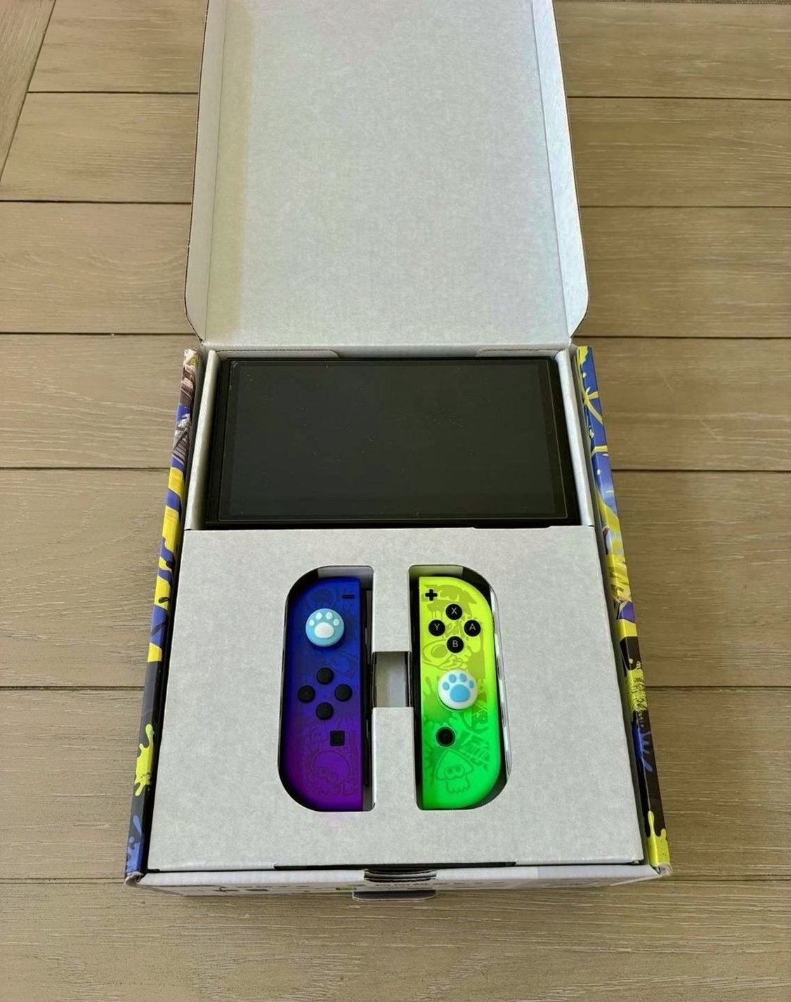 Nintendo Switch OLED Model Splatoon 3 Special Edition - Used image 5