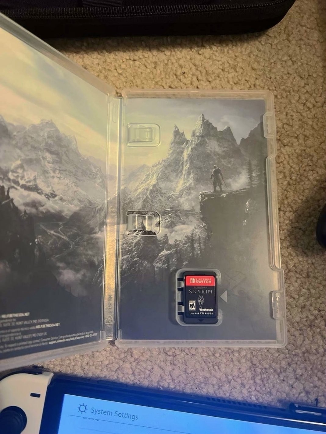 Nintendo Switch OLED 256GB Unlocked - Used image 3