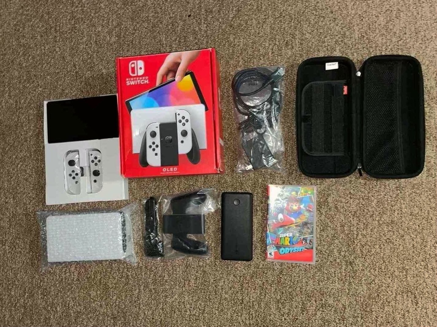 Nintendo Switch OLED 256GB White - Used