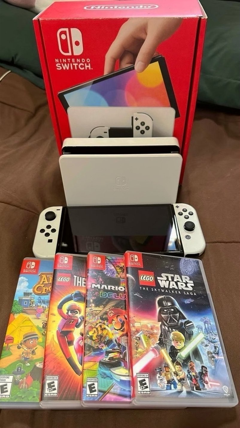 Nintendo Switch OLED 5B39 with Accessories - Used