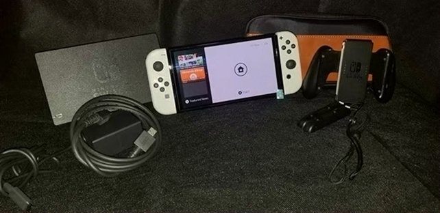 Nintendo Switch OLED Bundle 128GB Used