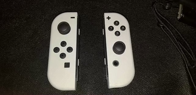 Nintendo Switch OLED Bundle 128GB Used image 4
