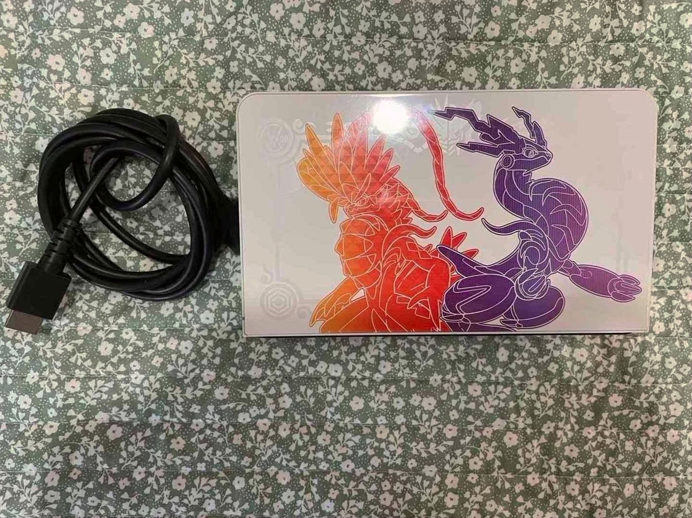Nintendo Switch OLED Model Scarlet & Violet Used image 4