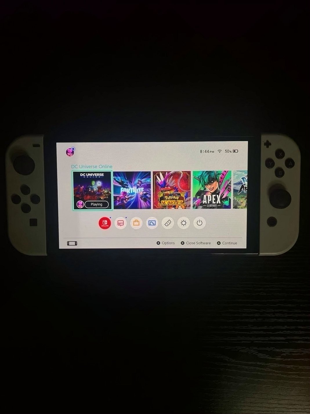 Nintendo Switch OLED 7Z37 64GB White - Used image 4
