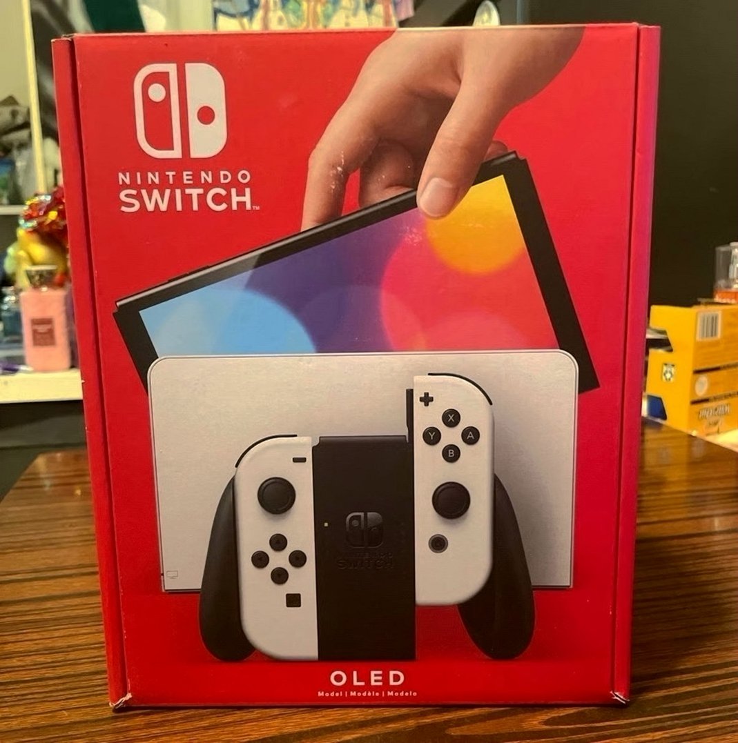 Nintendo Switch Console OLED 9K39 Used