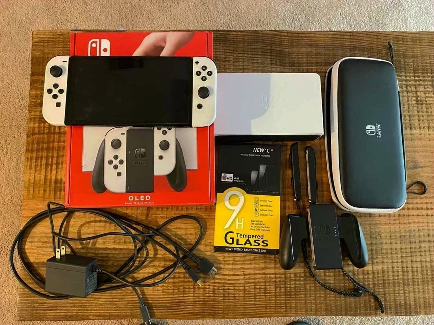 Nintendo Switch OLED White Unlocked - Used
