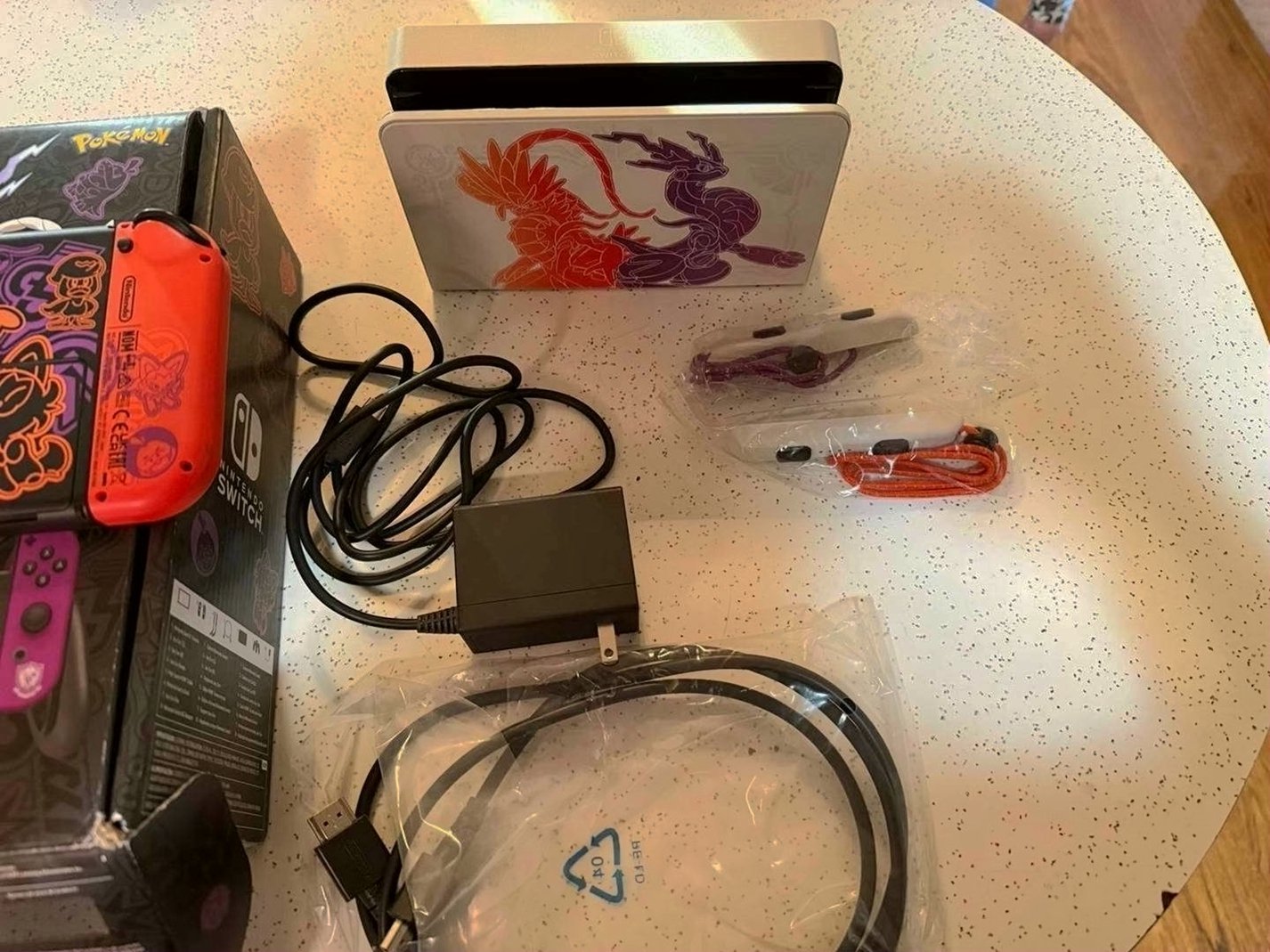 Nintendo Switch OLED Pokemon Scarlet and Violet Edition Used image 3