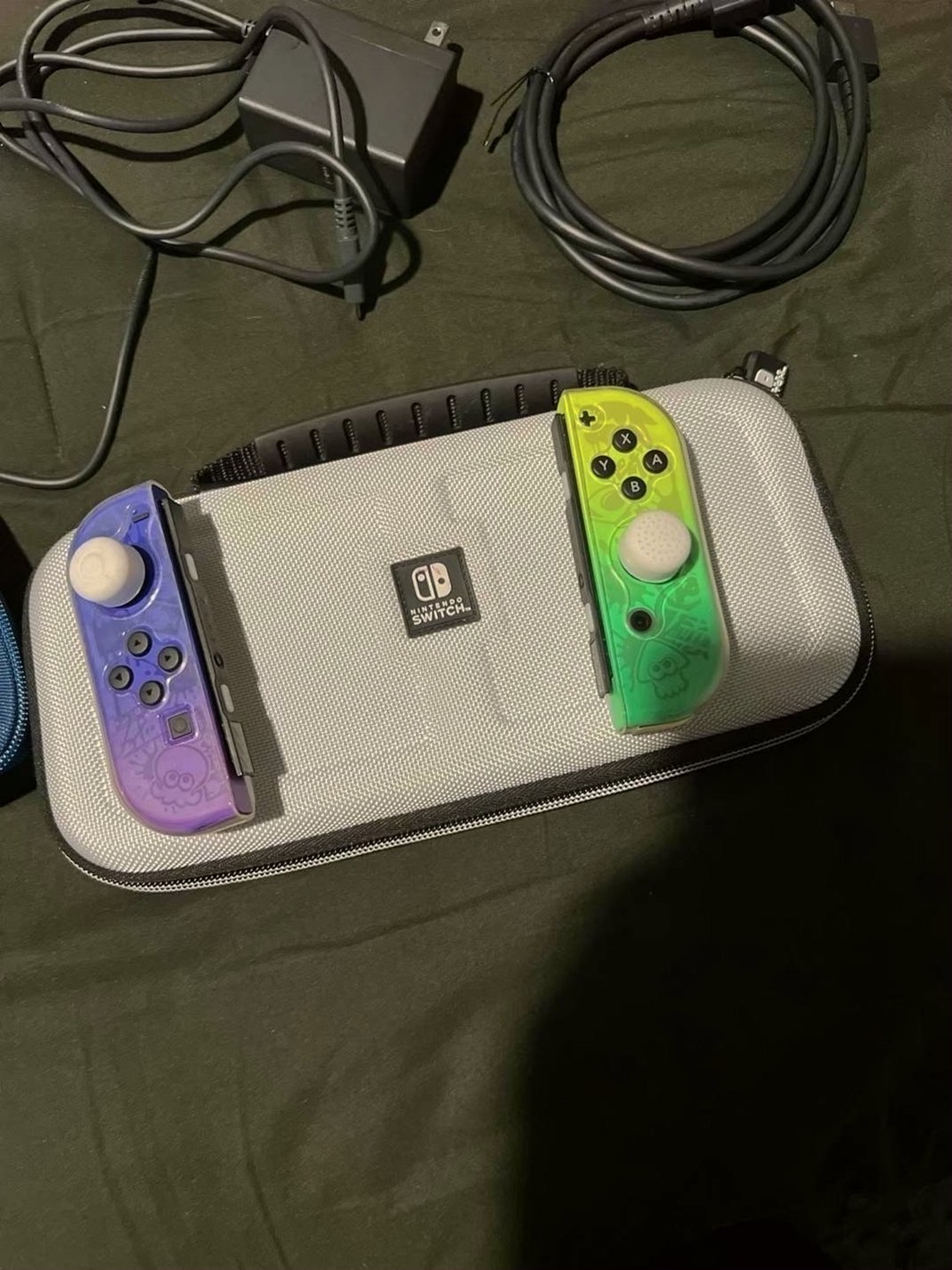 Nintendo Switch OLED Splatoon 3 Edition 1TB - Used image 3