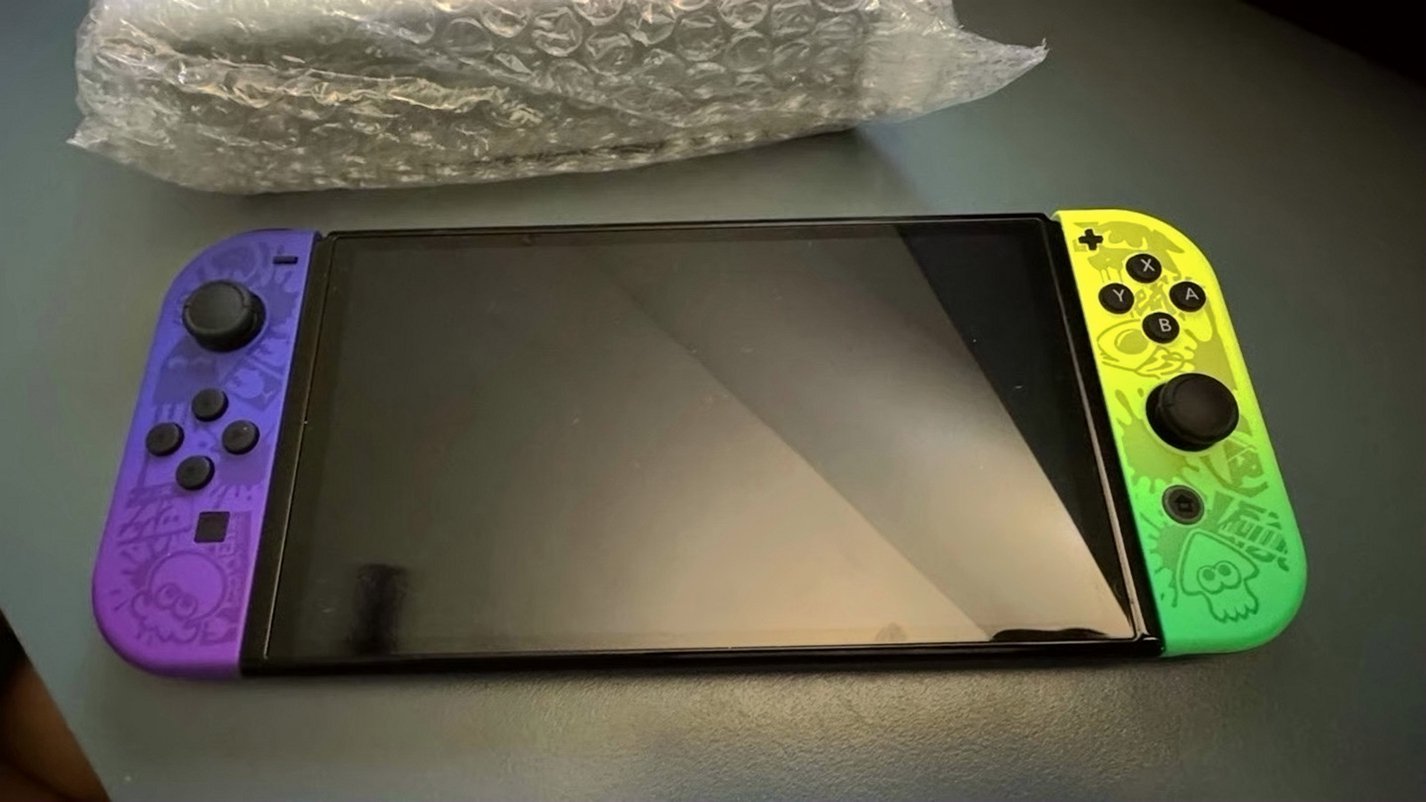 Nintendo Switch OLED Splatoon 3 Edition 64GB White - Used image 3