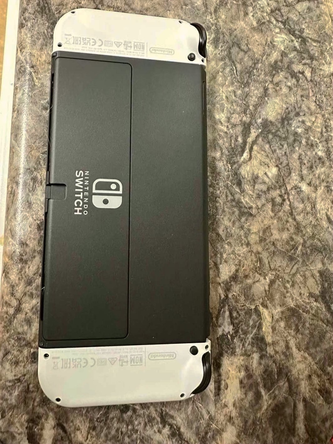 Nintendo Switch OLED 7U68 - Used image 3
