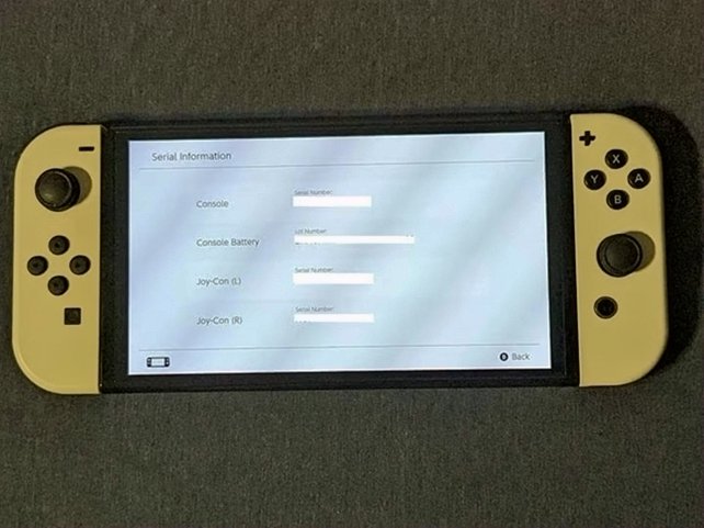 Nintendo Switch OLED White Unlocked - Used image 2