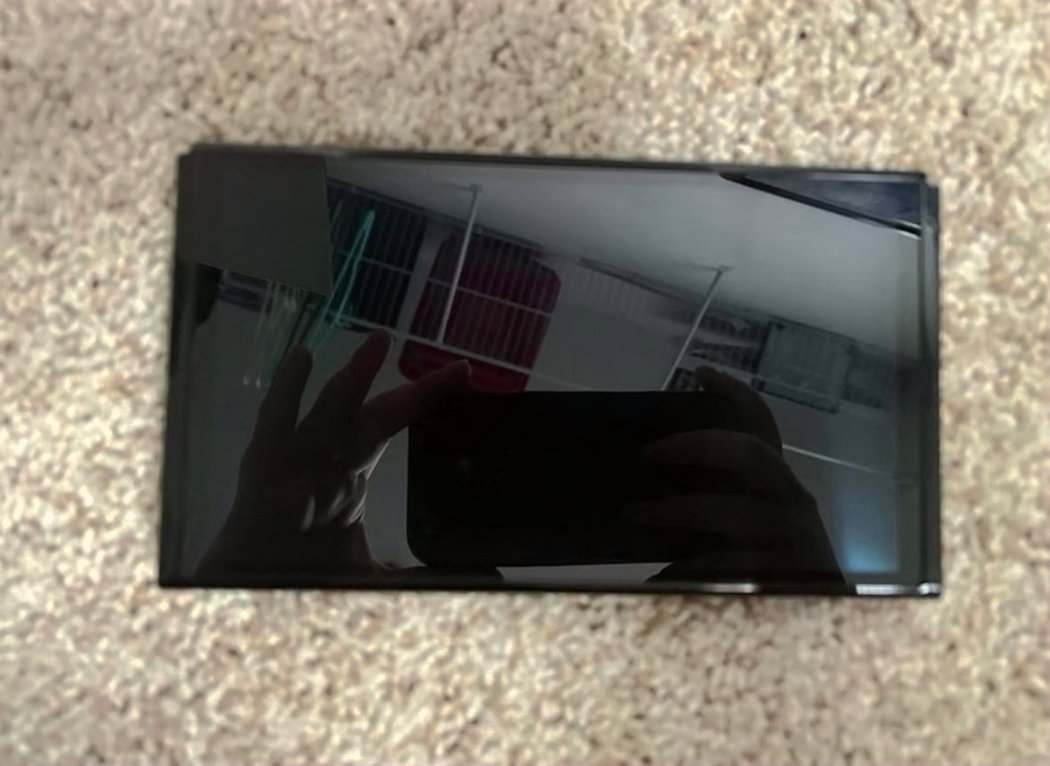 Nintendo Switch OLED White 2S16 - Used image 3
