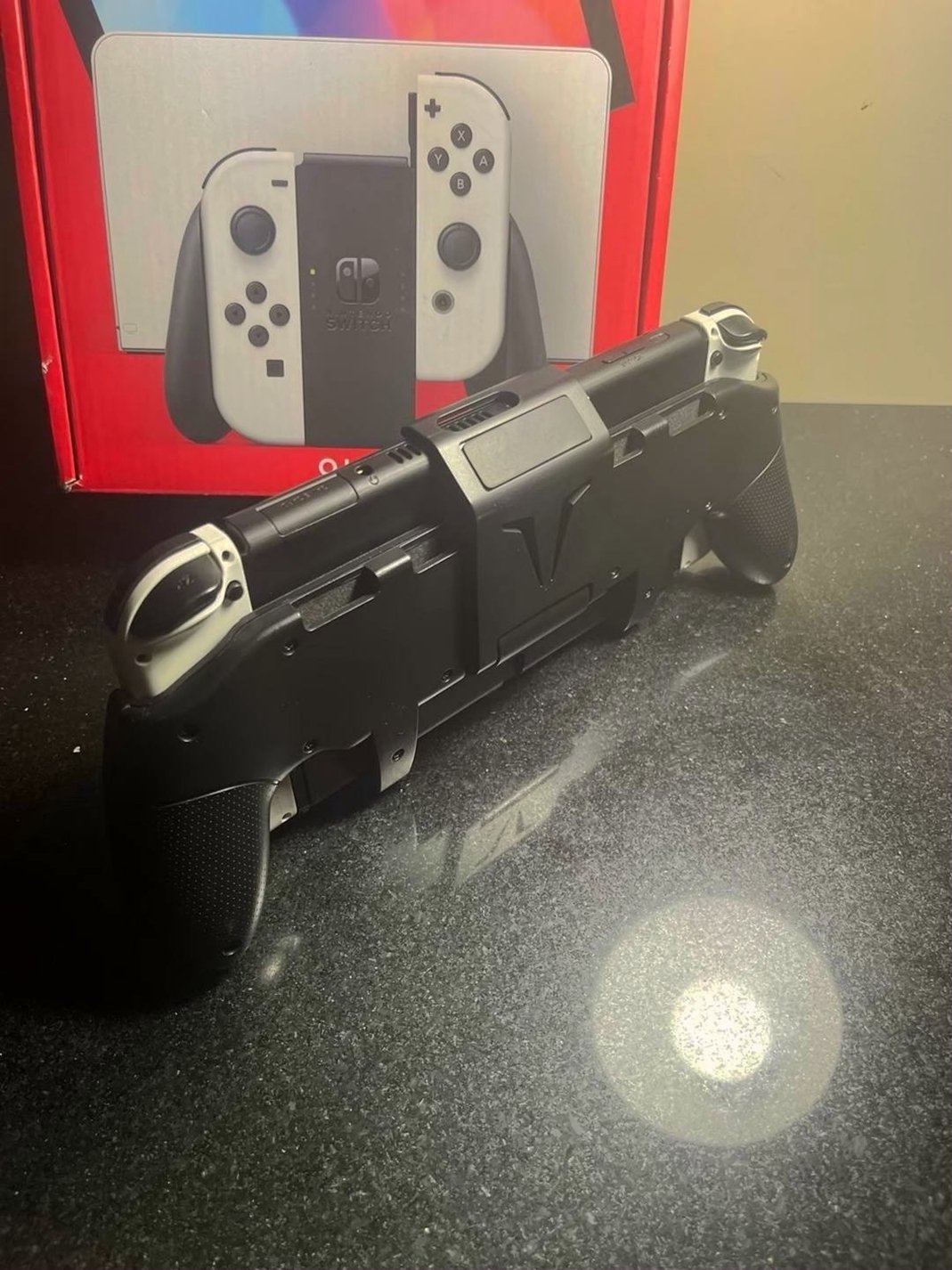 Nintendo Switch OLED Console 1U87 - Used image 2