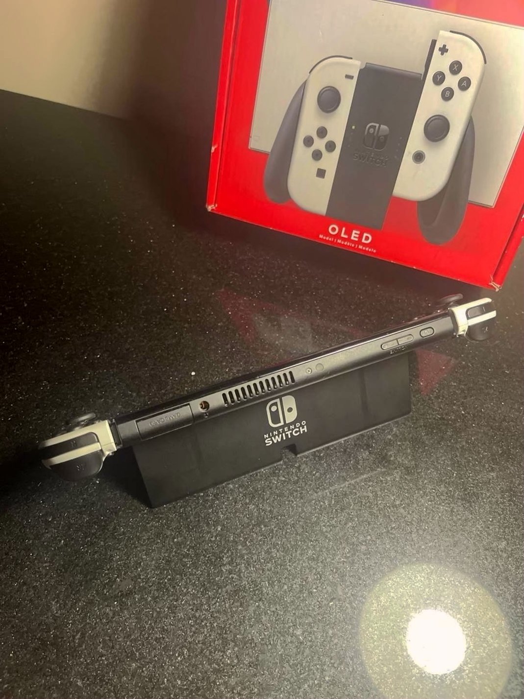 Nintendo Switch OLED Console 1U87 - Used image 5