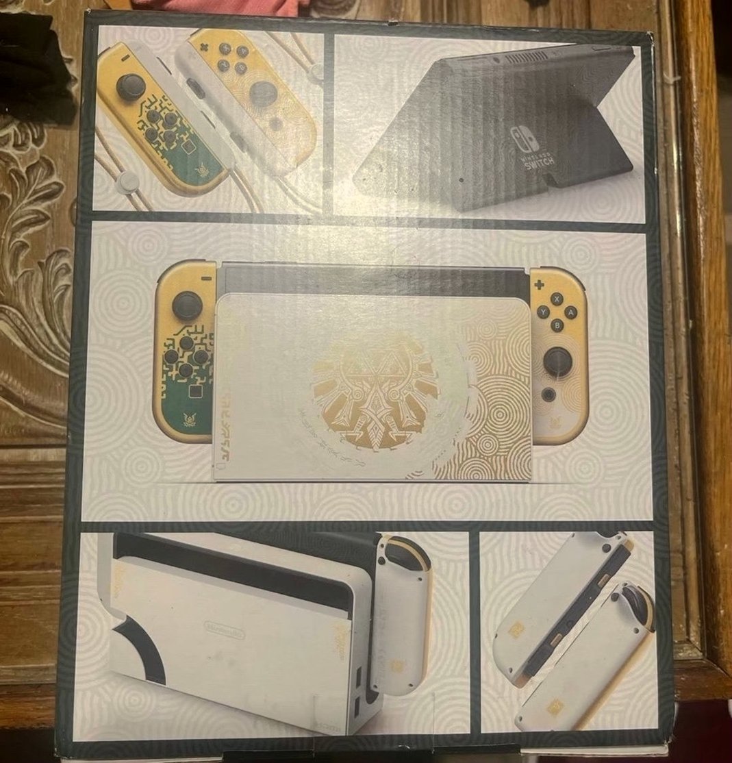 Nintendo Zelda Tears of the Kingdom Switch OLED 8Q57 - Used image 2