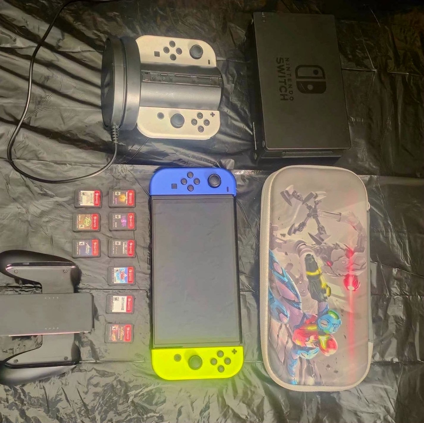 Nintendo Switch OLED 2M83 Used