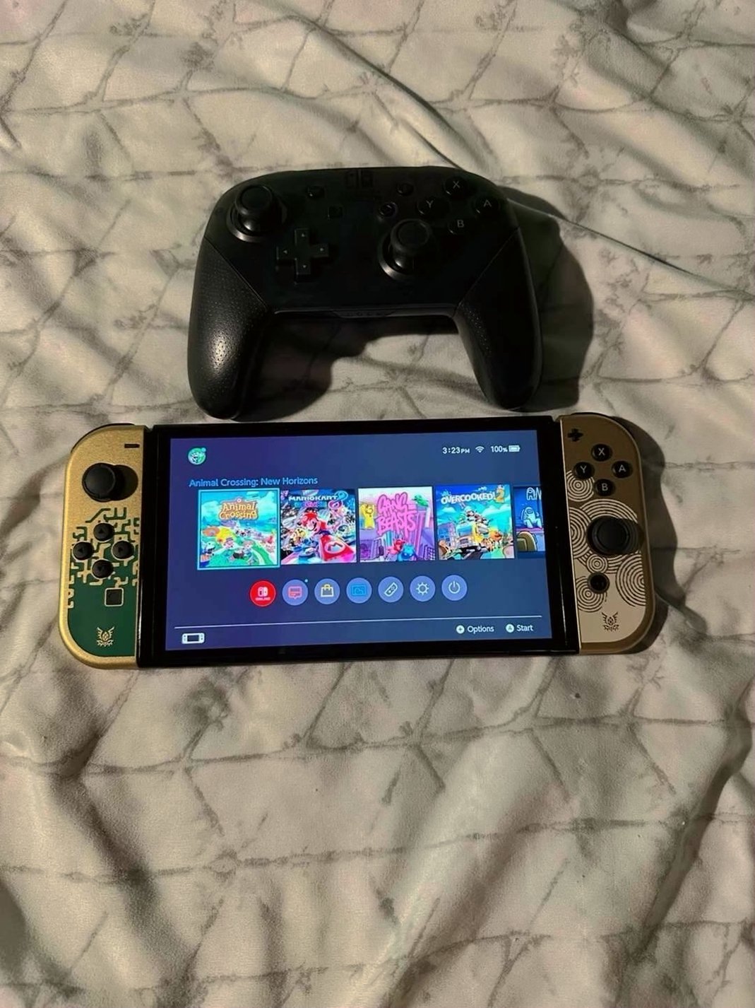 Nintendo Switch OLED Zelda Tears of the Kingdom Edition 256GB - Used image 2
