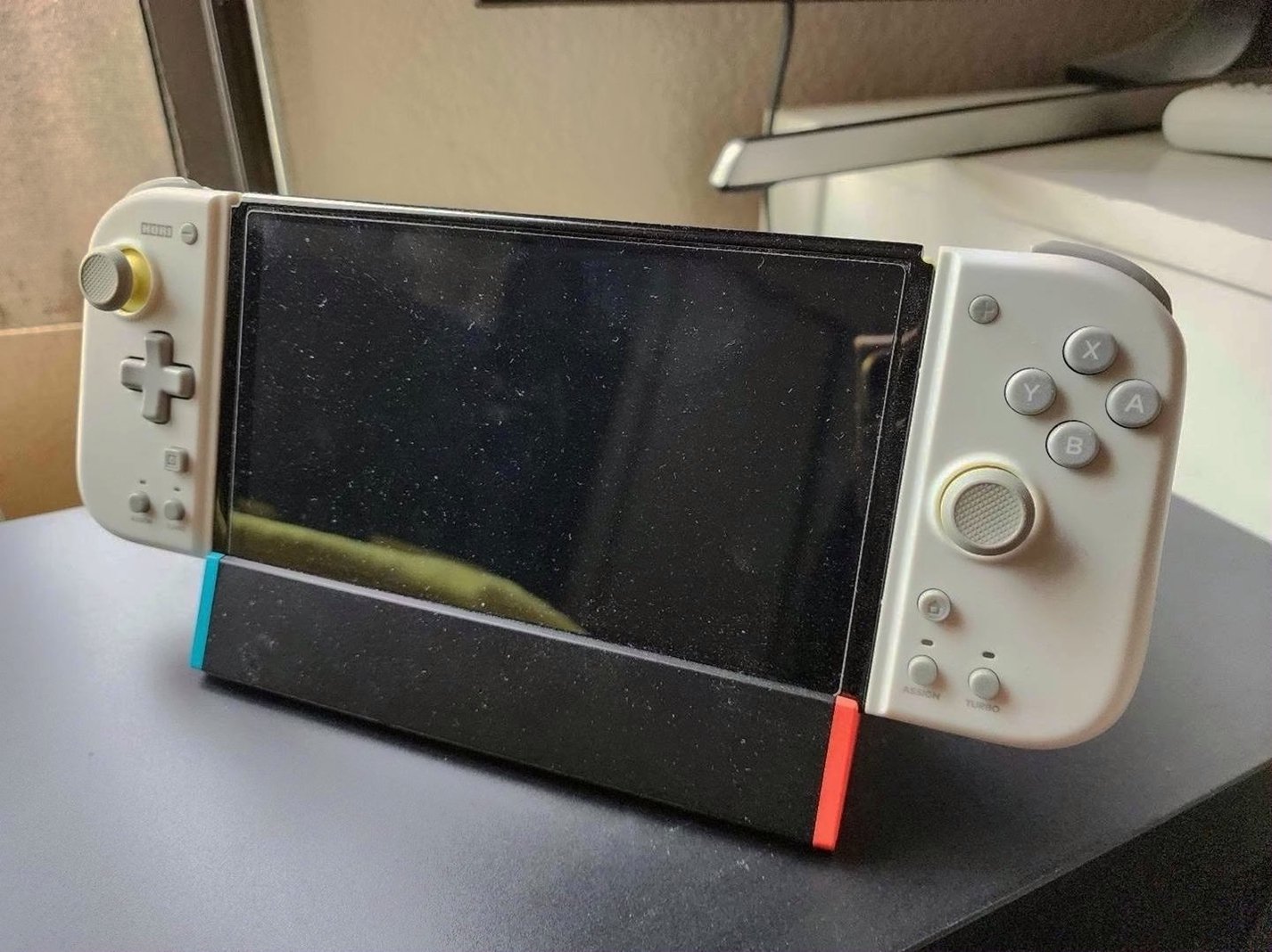 Nintendo Switch OLED 6Y58 Bundle Used