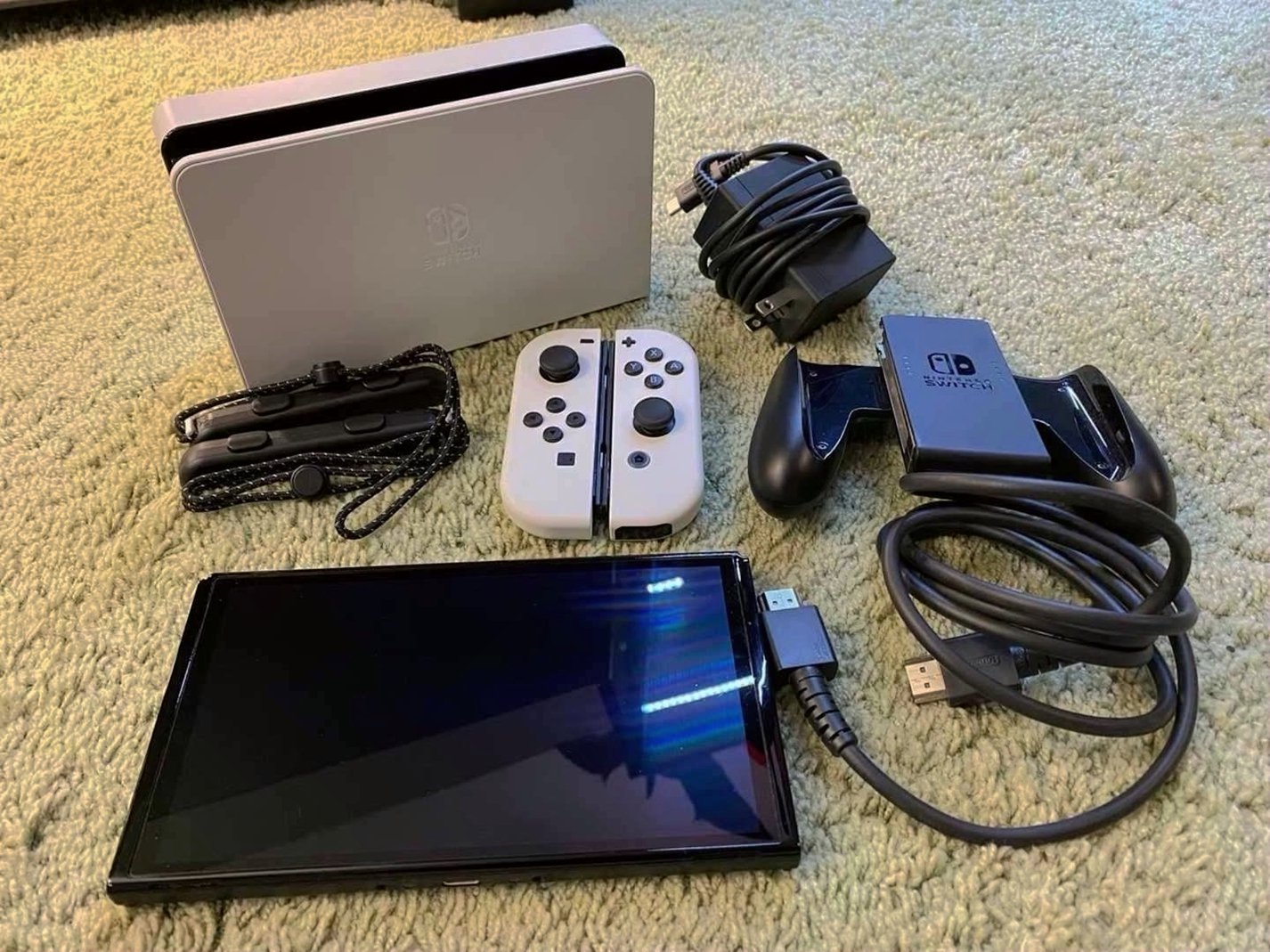 Nintendo Switch OLED Model 128GB White - Used image 3