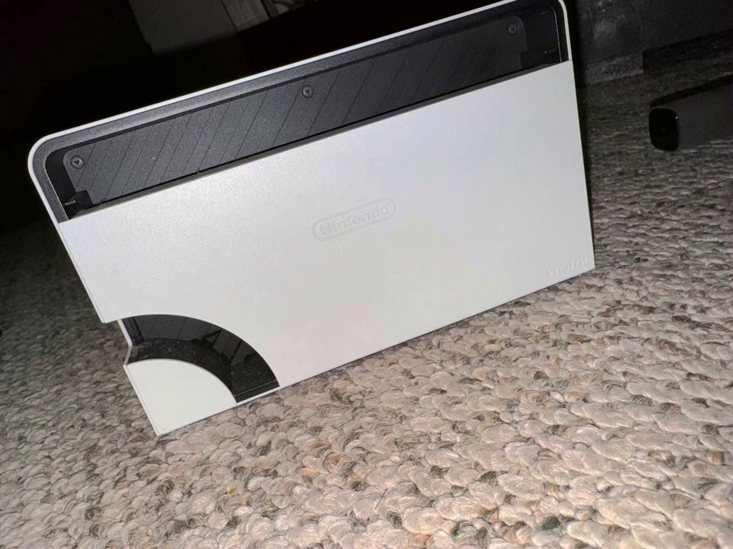 Nintendo Switch OLED 7S95 Used - Unlocked image 5