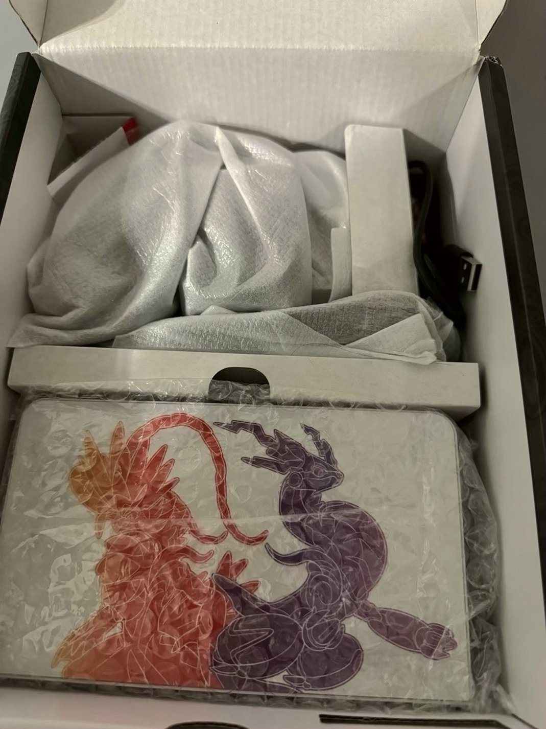 Nintendo Switch OLED Pokemon Scarlet & Violet Limited Edition - Used image 4