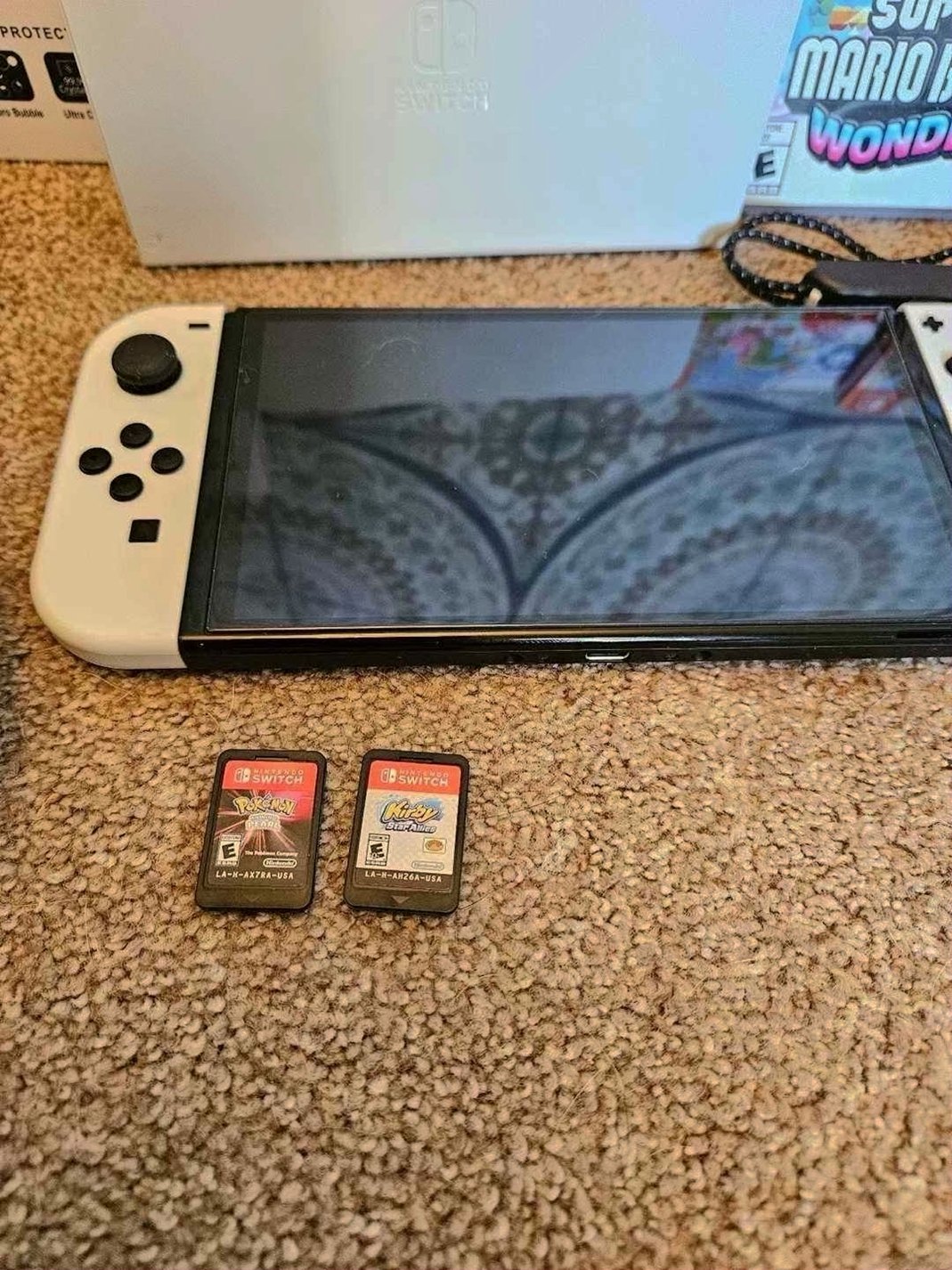 Nintendo Switch OLED with 4 Games Travel Case Screen Protector - Used image 2