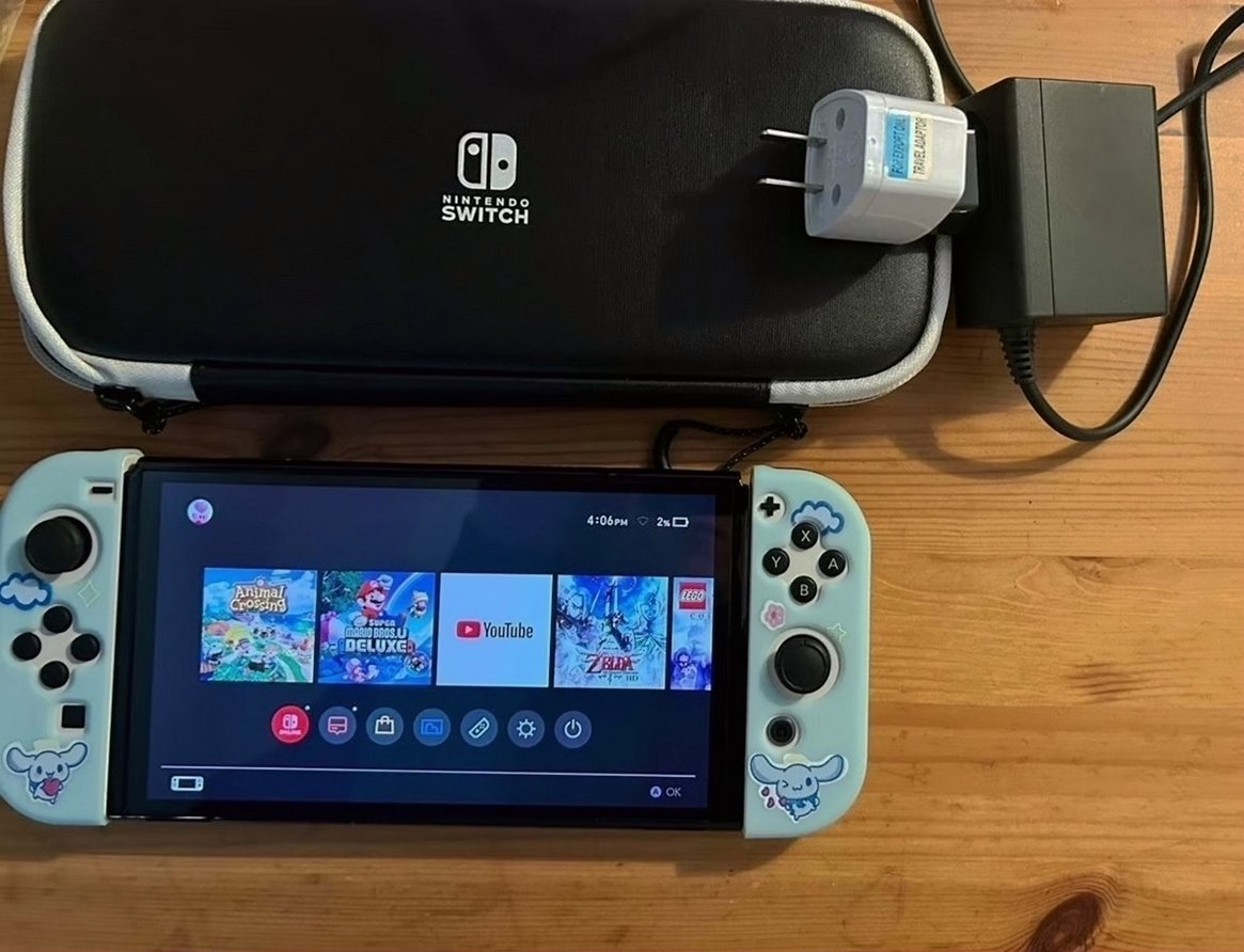 Nintendo Switch OLED 8C32 Used