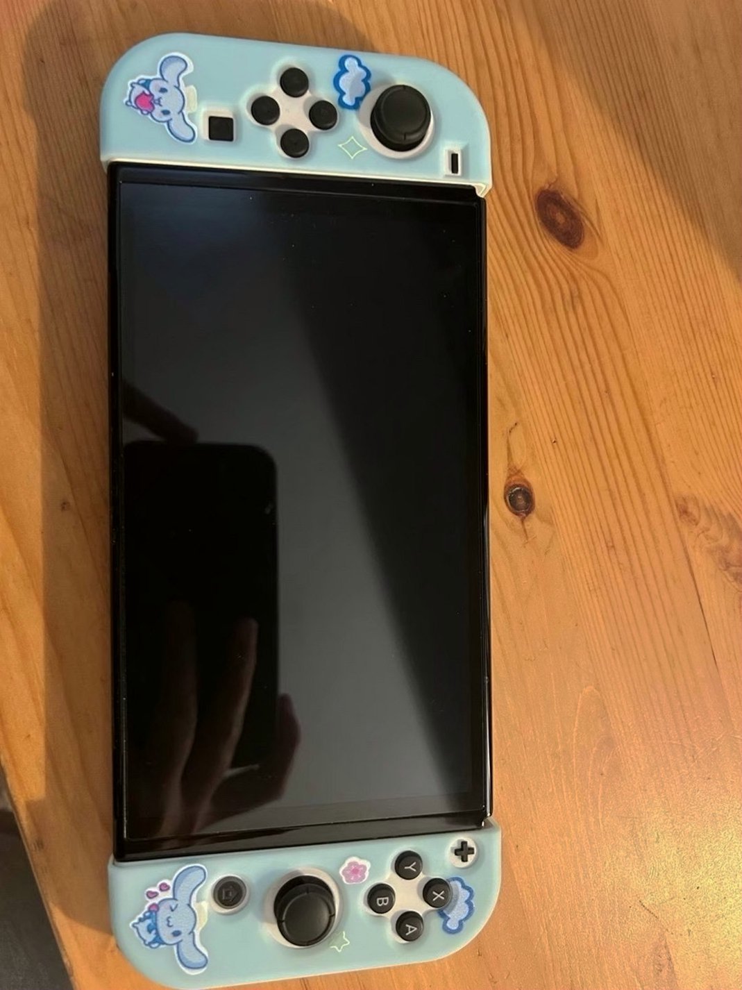 Nintendo Switch OLED 8C32 Used image 2