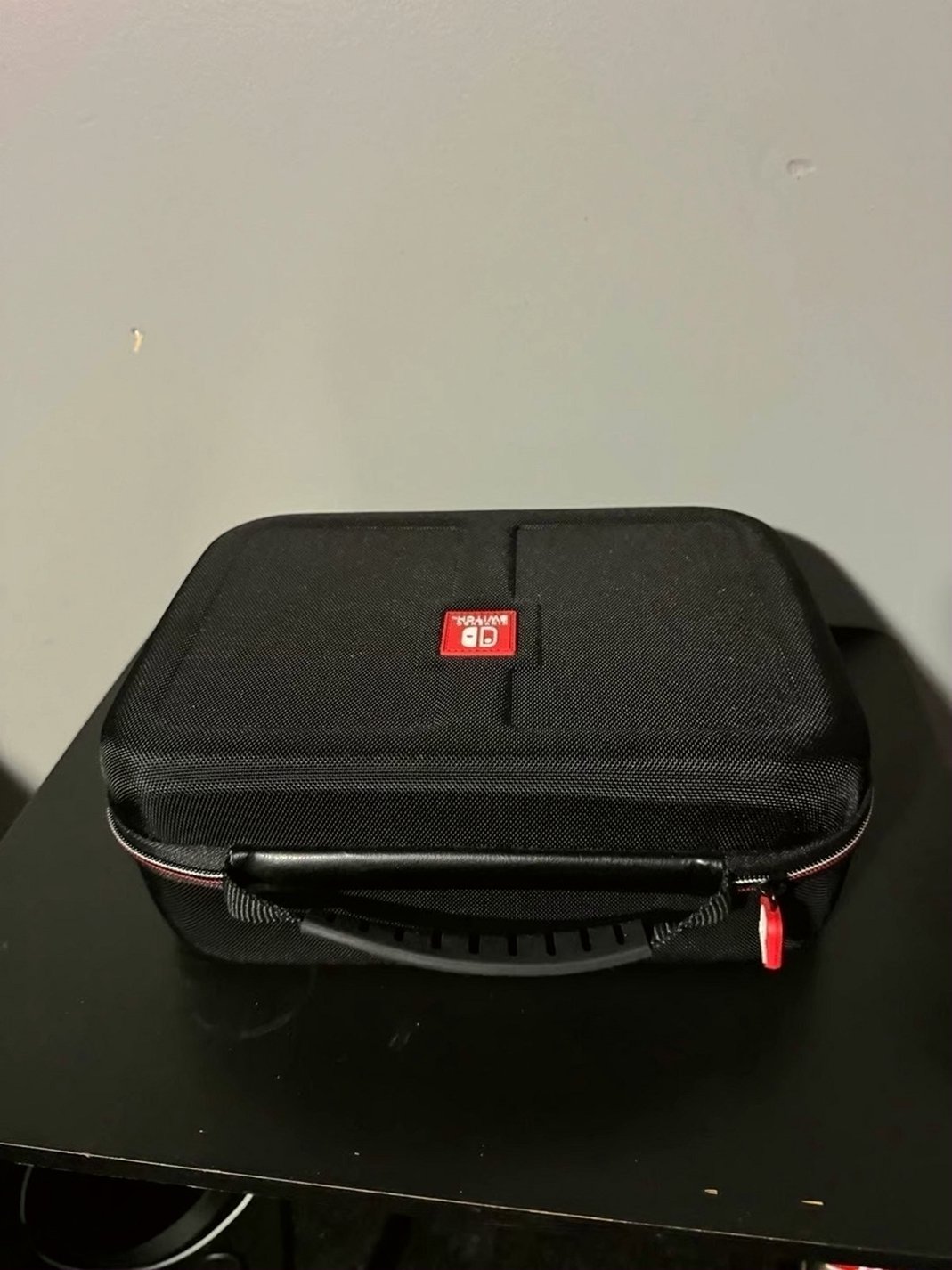Nintendo Switch OLED 64GB White and Black - Used image 4