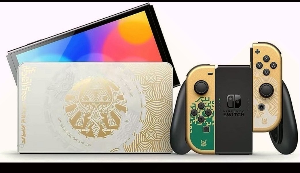 Nintendo Switch OLED The Legend of Zelda: Tears of the Kingdom Edition 5U57 - Used image 5