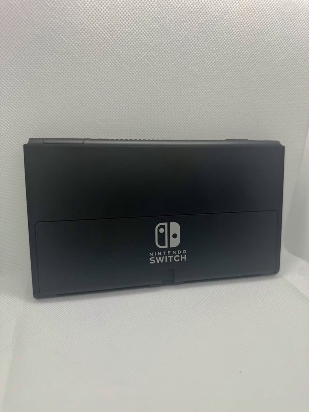 Nintendo Switch OLED 1TB Sandisk Extreme Used image 4