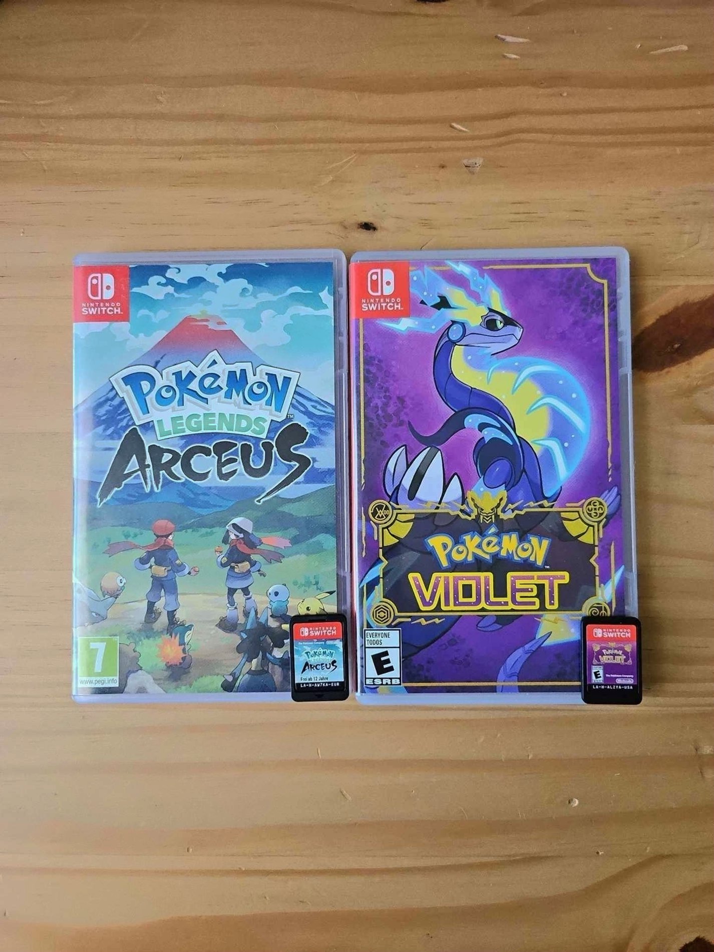 Nintendo Switch OLED + Pokemon Violet & Legends Arceus - Used image 2