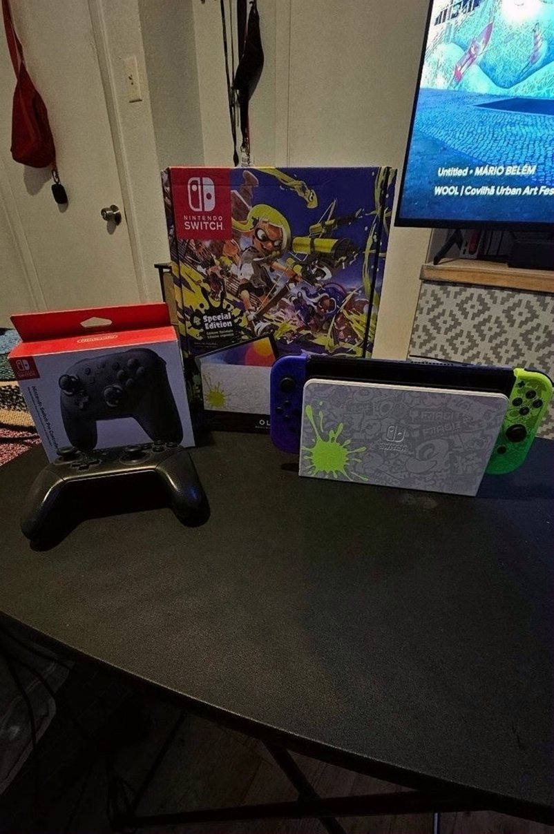 Nintendo Switch OLED Splatoon Edition 512GB - Used