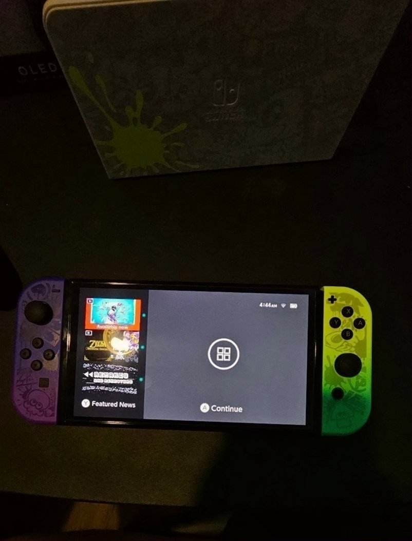 Nintendo Switch OLED Splatoon Edition 512GB - Used image 2