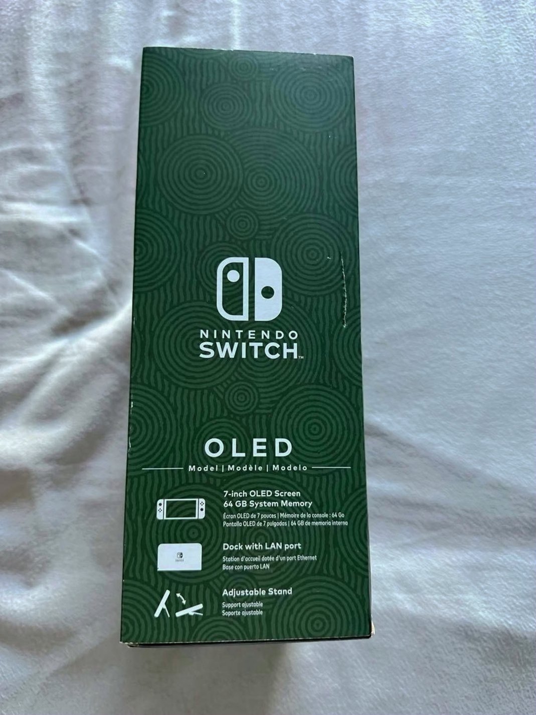 Nintendo Zelda Tears of the Kingdom Switch OLED - Used image 3