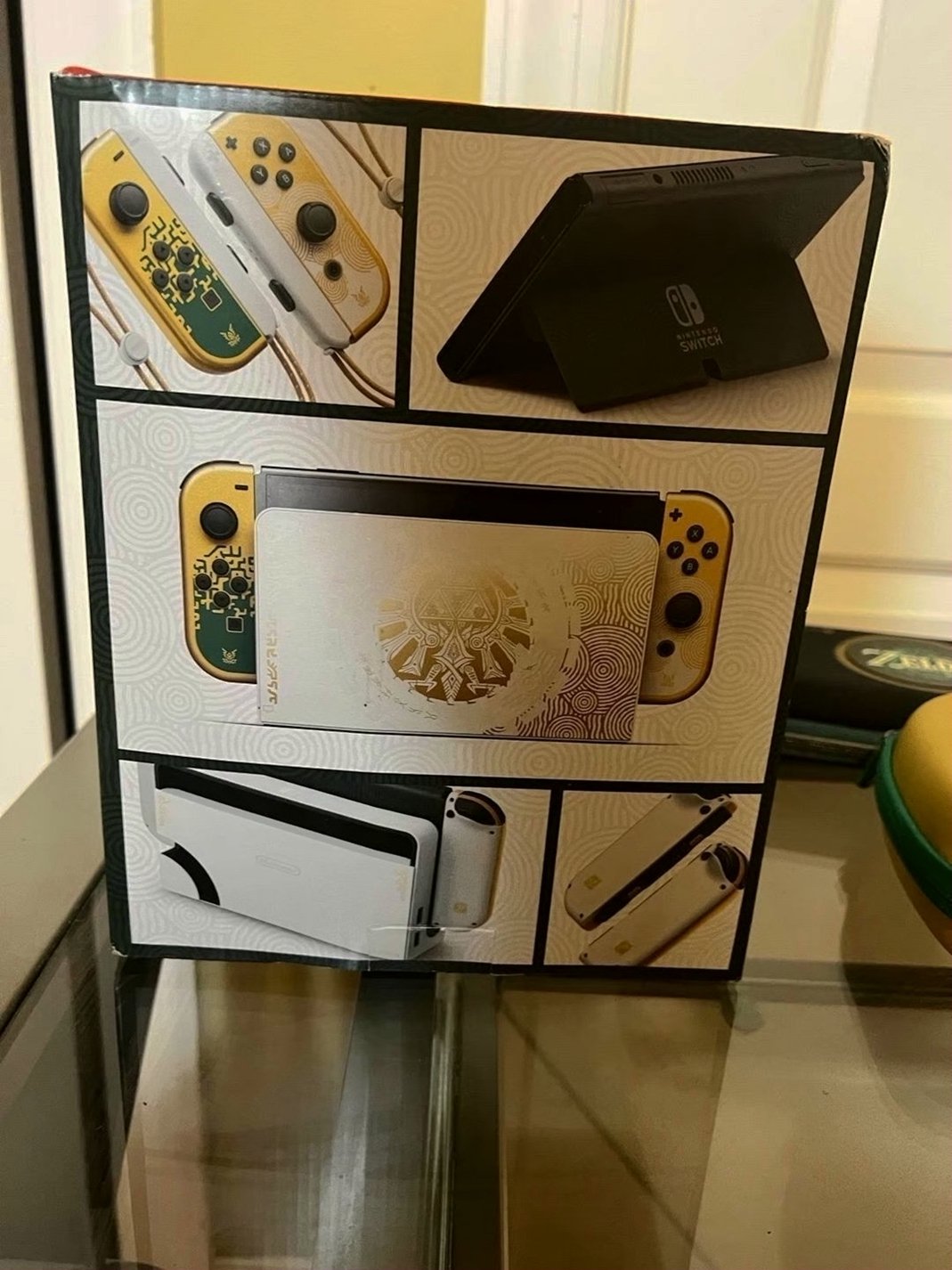Nintendo Switch OLED Zelda Tears of the Kingdom Bundle 512GB - Used image 4
