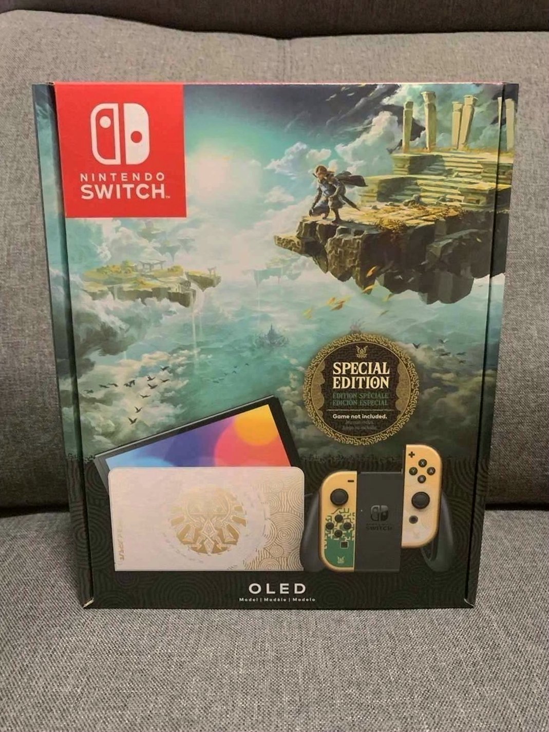 Nintendo Zelda Tears of the Kingdom Switch OLED - Used