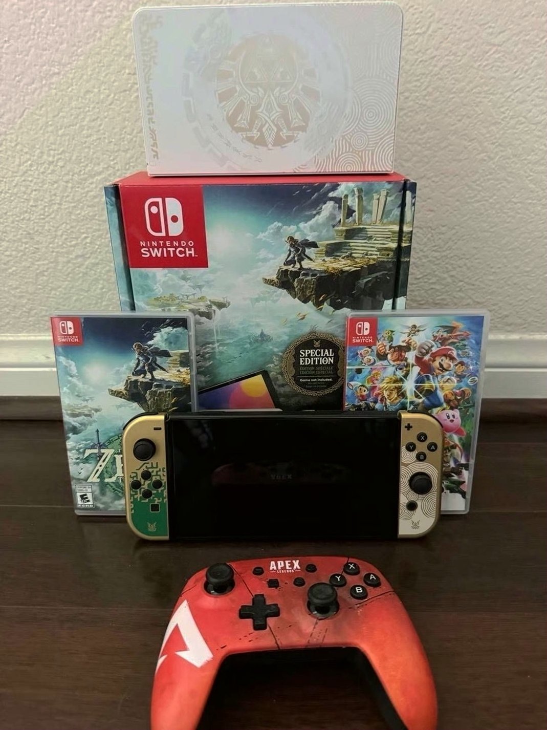 Nintendo Switch OLED Tears of the Kingdom Edition 9K72 - Used