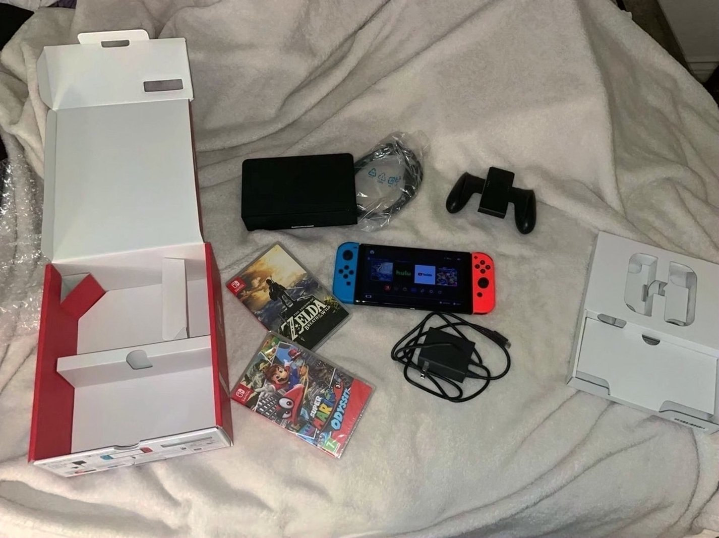 Nintendo Switch OLED 64GB Neon Blue/Red Used - Excellent Condition