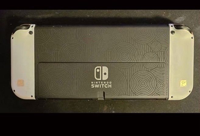 Nintendo Switch OLED Model The Legend of Zelda: Tears of the Kingdom Edition - Used image 2