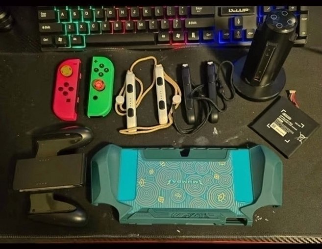 Nintendo Switch OLED Model The Legend of Zelda: Tears of the Kingdom Edition - Used image 3