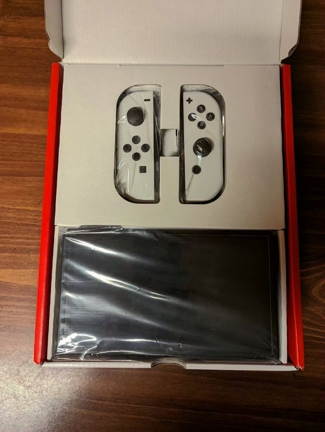 Nintendo Switch OLED 7N73 64GB White - Used image 3