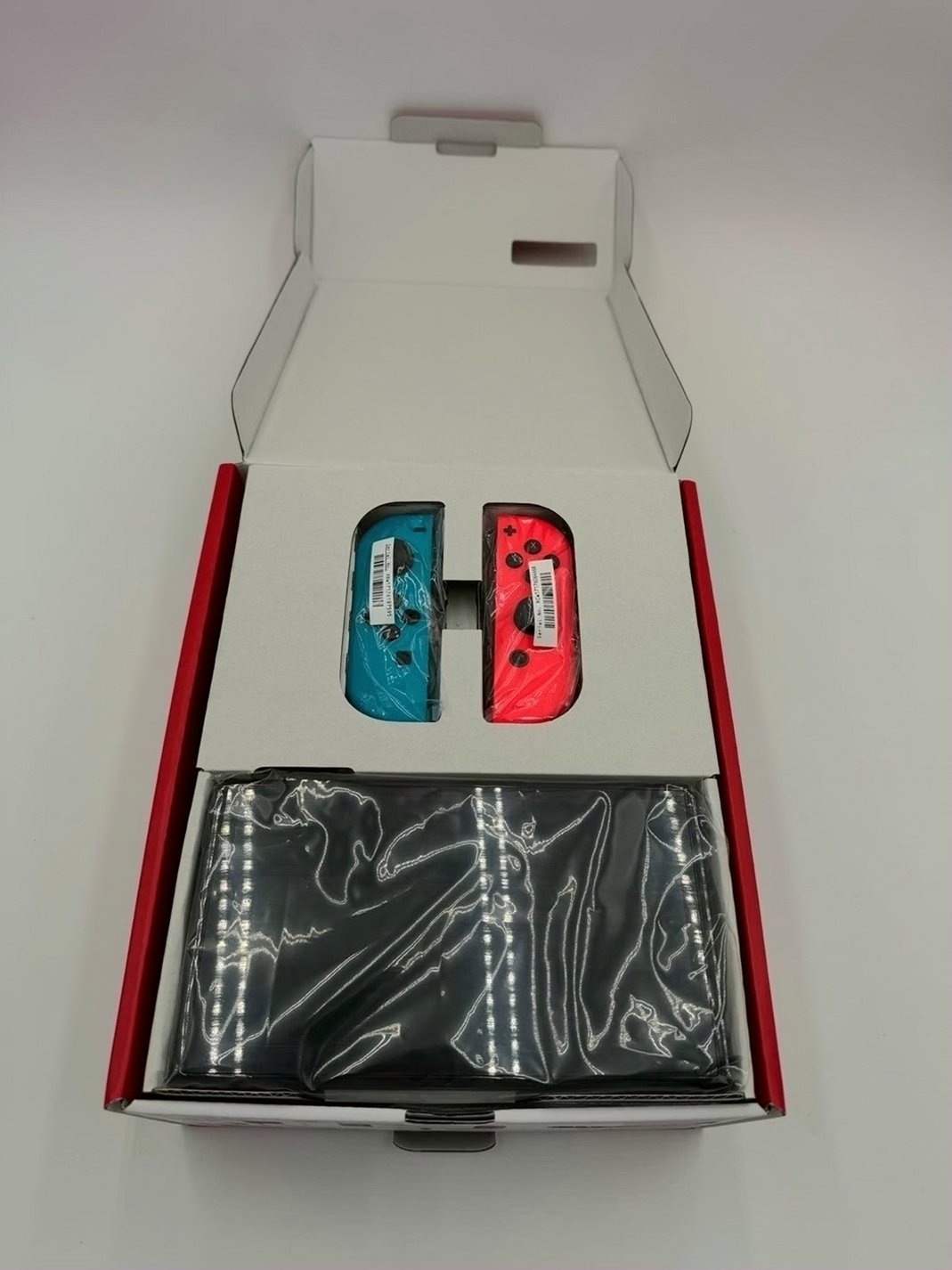 Nintendo Switch OLED 5 Games Like New Unlocked - Used image 4
