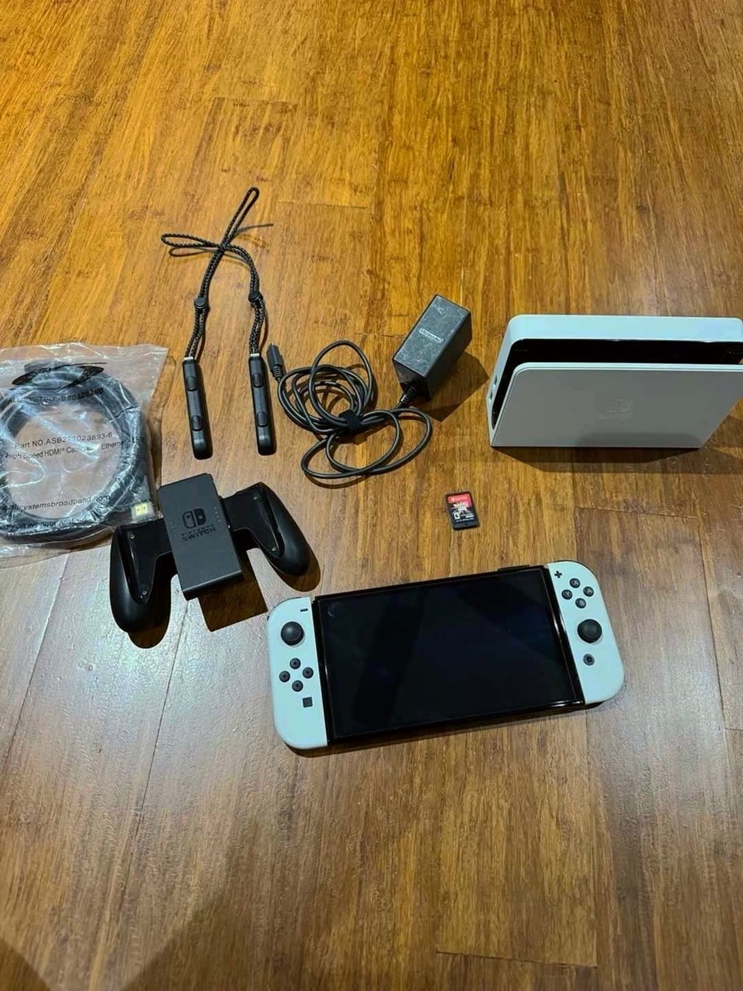 Nintendo Switch OLED Bundle with Pokémon Shining Pearl - Used