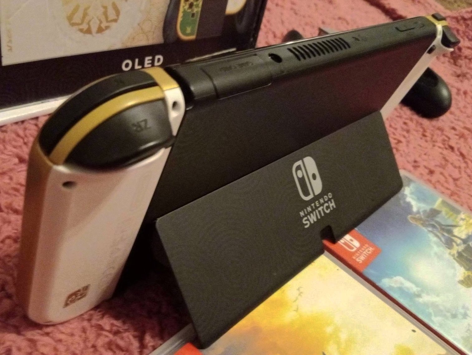 Nintendo Switch OLED Zelda Tears of the Kingdom Edition - Used image 4