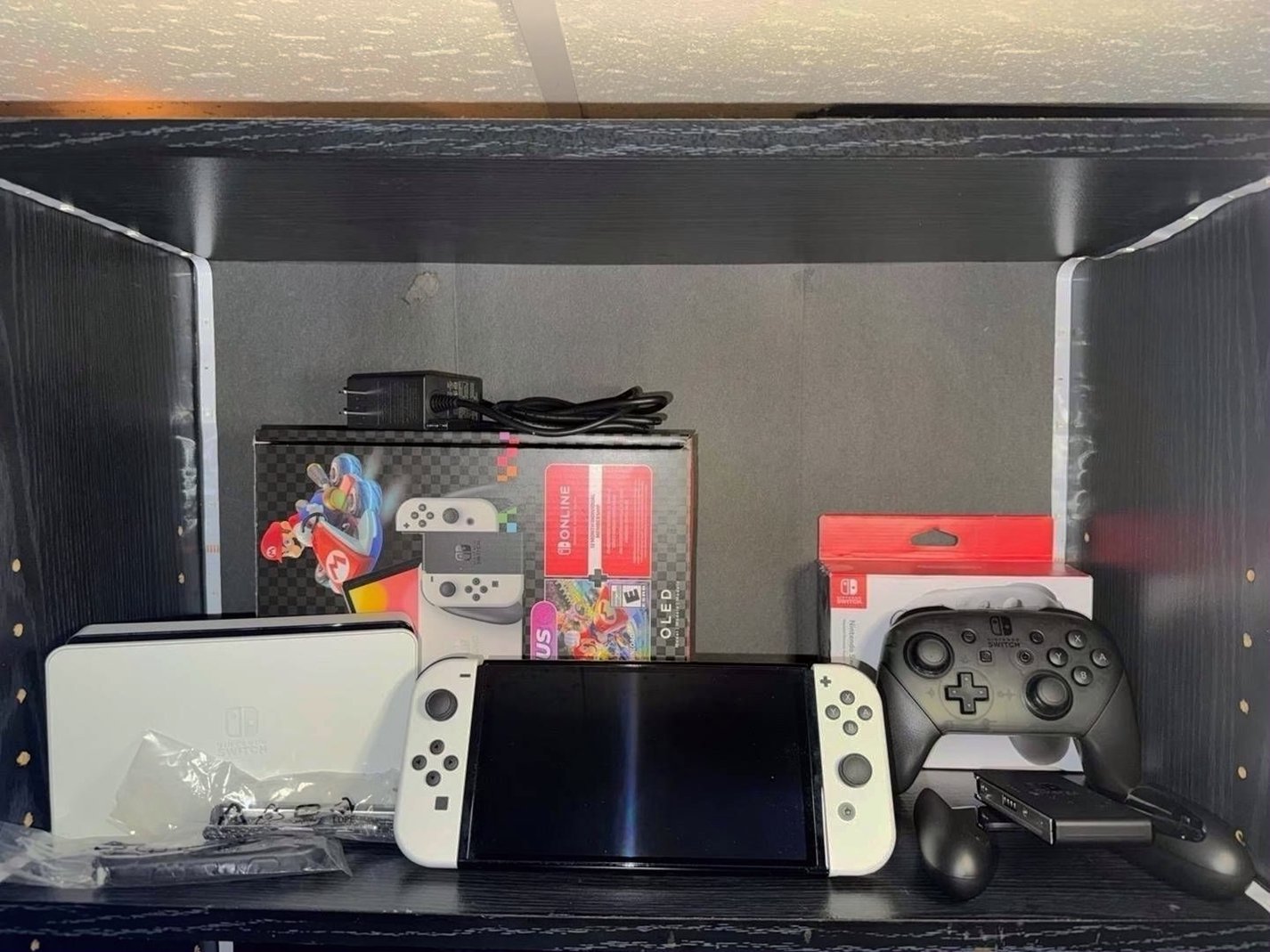 Nintendo Switch OLED with Nintendo Pro Controller - Used image 2